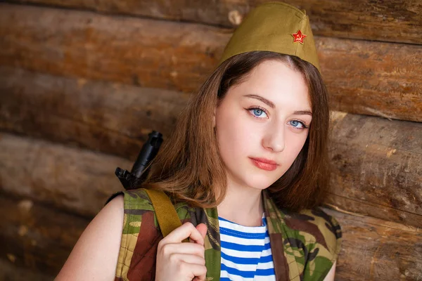 Ruská Dívka Mladá Žena Nosí Rudé Armády Forma Roku 1943 — Stock fotografie