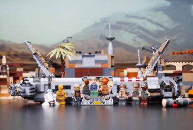 Rusya, 16 Mayıs 2018. Oluşturucu Lego Star Wars. Bölüm VII, Prenses Leia ve genel Akbar - mon-eden ve filo komutanı