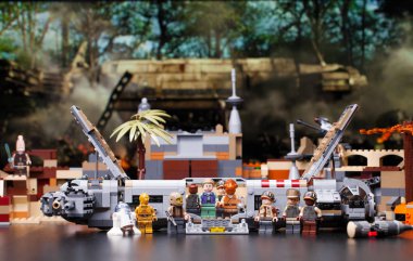 Rusya, 16 Mayıs 2018. Oluşturucu Lego Star Wars. Bölüm VII, Prenses Leia ve genel Akbar - mon-eden ve filo komutanı