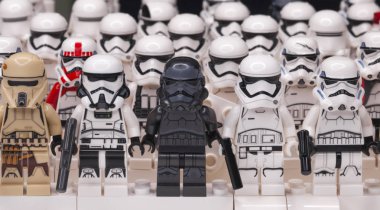 Rusya, 16 Mayıs 2018. Oluşturucu Lego Star Wars. Mini-Fırtına destan farklı bölümlerini gelen askerlerin isimlerinden