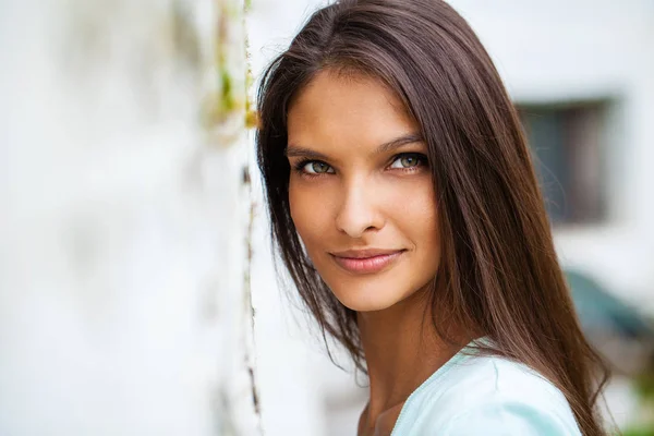 Close Portrait Beautiful Young Happy Brunette Woman Fresh Clean Skin — Stock Photo, Image