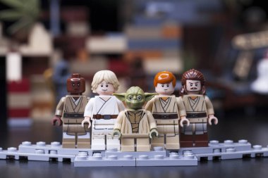 Rusya, 16 Mayıs 2018. Oluşturucu Lego Star Wars. Jedi, Yüksek Konseyi, Mace Windu, Yoda, Obi-Wan Kenobi, Luke, Qui-Gon Jinn üyeleri