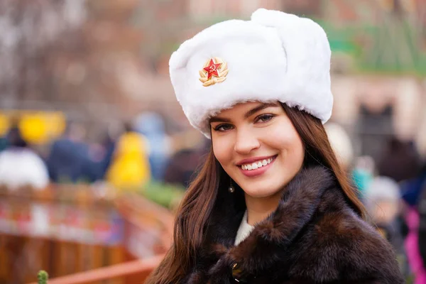 Russian Beauty Portrait Young Beautiful Girl White Hat Fur Hat — Stock Photo, Image