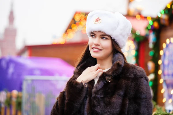 Russian Beauty Portrait Young Beautiful Girl White Hat Fur Hat — Stock Photo, Image