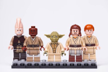 Rusya, 16 Mayıs 2018. Oluşturucu Lego Star Wars. Jedi, Yüksek Konseyi, Mace Windu, Yoda, Obi-Wan Kenobi, Ki-adı-Mundi, Qui-Gon Jinn üyeleri