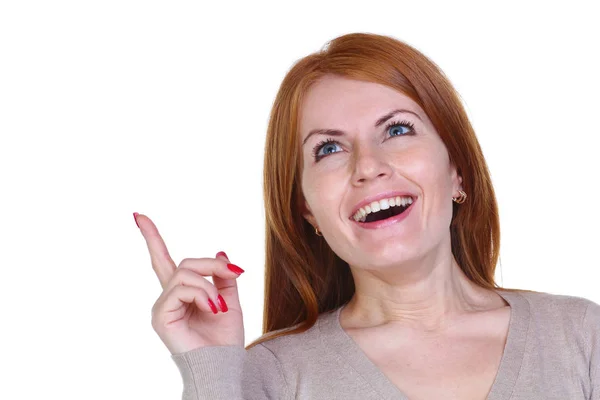 Šťastná Žena Směřující Nahoru Prsty Izolované Bílém Pozadí — Stock fotografie