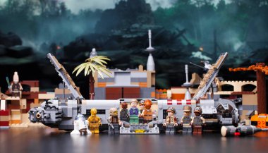 Rusya, 16 Mayıs 2018. Oluşturucu Lego Star Wars. Bölüm VII, Prenses Leia ve genel Akbar - mon-eden ve filo komutanı