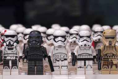 Rusya, 16 Mayıs 2018. Oluşturucu Lego Star Wars. Mini-Fırtına destan farklı bölümlerini gelen askerlerin isimlerinden