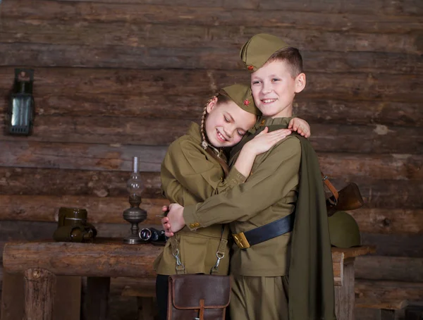Dos Niños Con Uniformes Militares Gran Guerra Patria Segunda Guerra — Foto de Stock