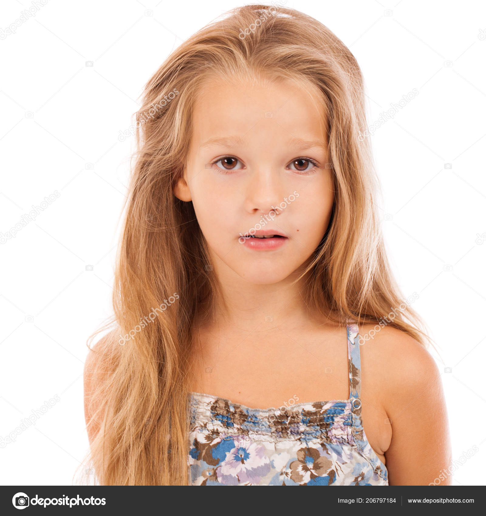 2.727.800+ Lindas Meninas fotos de stock, imagens e fotos royalty-free -  iStock