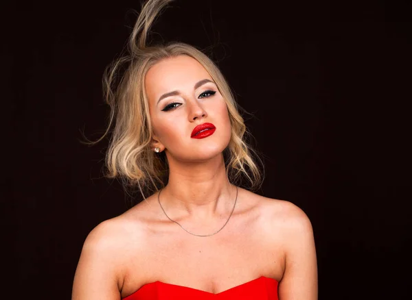 Portrét Krásné Mladé Dospělé Atraktivní Sexy Smyslnost Blond Ženy Červená — Stock fotografie