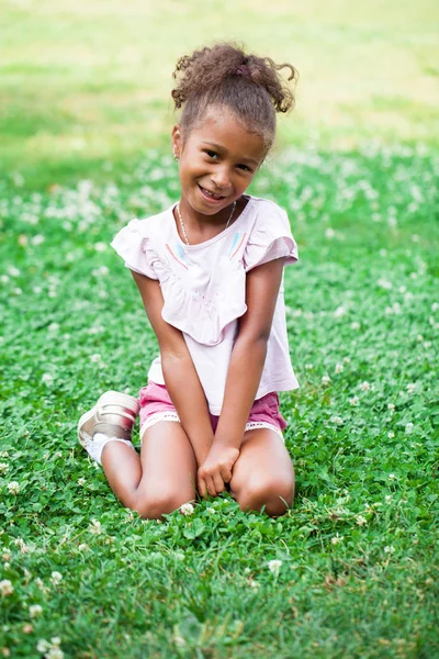 Close Portrait Pretty Mixed Race African American Little Girl Summer — Stock Photo, Image