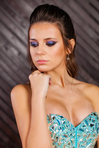 Bruneta Mladá Žena Portrét Krásné Ženské Modelu Sexy Modré Šaty — Stock fotografie