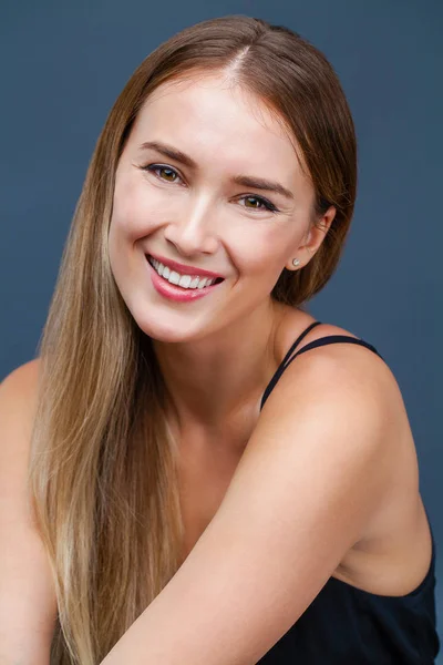 Portrait Close Young Beautiful Happy Blonde Woman Isolated Blue Background — Stock Photo, Image