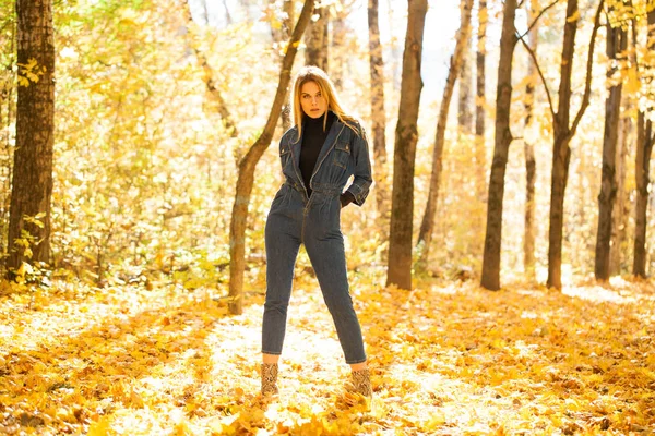 Full Portrait Stylish Young Blonde Woman Blue Denim Overalls Autumn — Stock Photo, Image