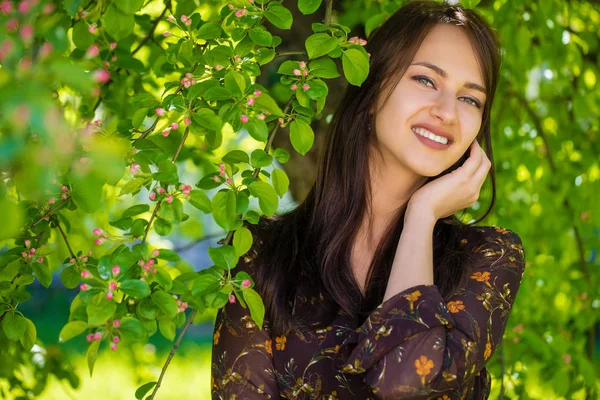 Close Portrait Beautiful Young Happy Brunette Woman Sexy Dress Summer — Stock Photo, Image