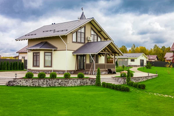 Luxury Suburban House Interior — Stock Photo, Image