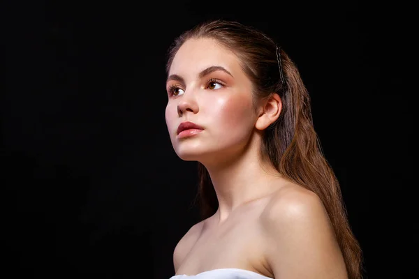 Makyaj Modelini Kapat Genç Güzel Esmer Kız Stüdyo Siyah Duvar — Stok fotoğraf