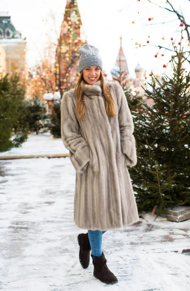 Portrait Young Woman Blue Knitted Hat Gray Mink Coat Posing — Stock Photo, Image