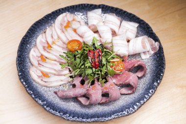 Et tabağı - atıştırmak altında vodka