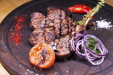 Kemik - kuzu budunu lam restoran yemek kuzu ızgara