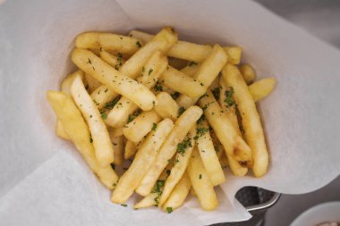  Patates kızartması yığını 