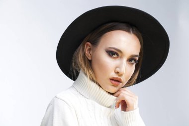 Kapatın kadar moda modeli olun