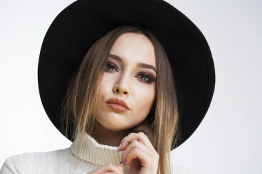 Kapatın kadar moda modeli olun