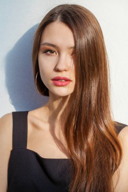 Kapatın kadar moda modeli olun