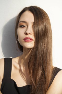 Kapatın kadar moda modeli olun