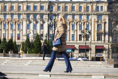 Kış ceket genç güzel kadın
