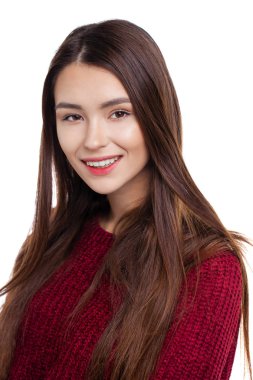 Mutlu güzel esmer kadın