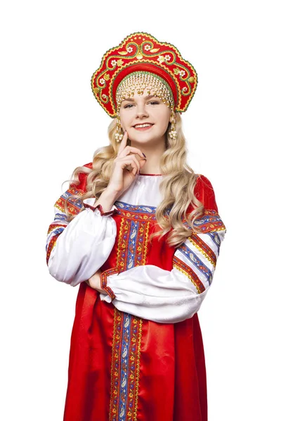 Traditionelle russische Tracht, Porträt einer jungen Schönen — Stockfoto