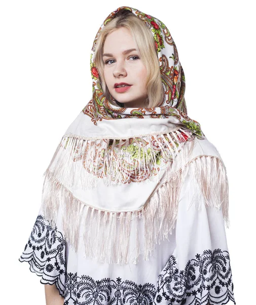 Costume folklorique russe traditionnel, portrait d'une jeune belle — Photo