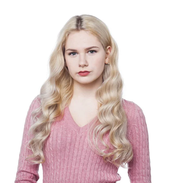 Mooi Blonde meisje in roze trui — Stockfoto