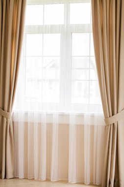 güzel pencere perde