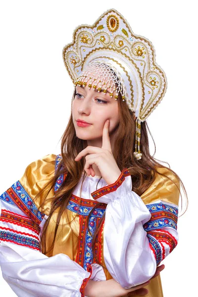 Russische folkloristische klederdracht, portret van een jonge mooie — Stockfoto