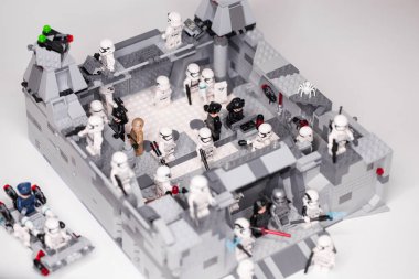 Rusça, Samara - 6 Şubat 2019. Lego Yıldız Savaşları. Mini figürler 