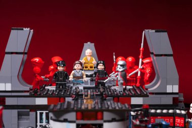 Rusça, Samara - 8 Şubat 2019. Lego Yıldız Savaşları. Mini figürler 
