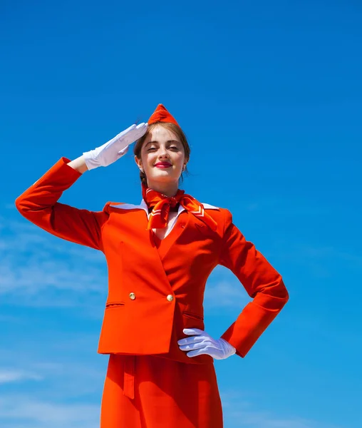 RUSSIA, SAMARA: 19 JULE 2019. Beautiful stewardess dressed in of — Stock Photo, Image