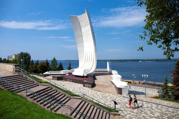 Stella Rook na řece Volga na nábřeží v Samaře — Stock fotografie