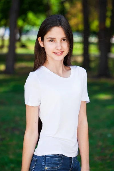 Young beautiful blonde girl with bare shoulders — Stock Photo, Image