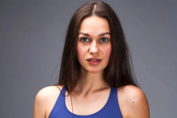 Hermosa cara de mujer de cerca estudio de retrato — Foto de Stock