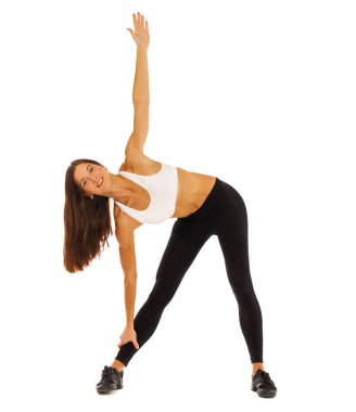 Genç sağlıklı kız egzersizleri yapıyor, tam uzunlukta portre izole