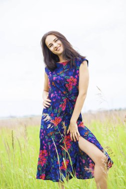 güzel genç mutlu kadın portresi 