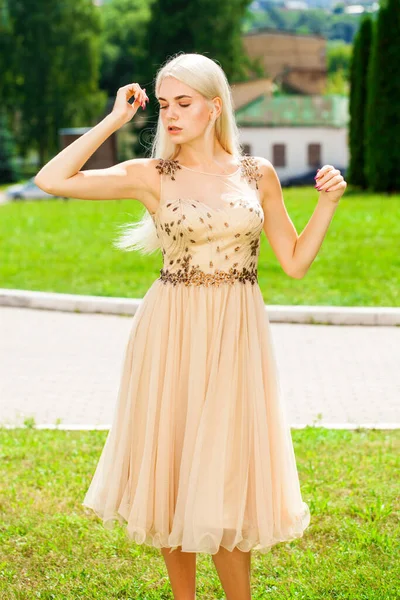 Portrait Young Beautiful Blonde Woman Beige Dress — Stock Photo, Image