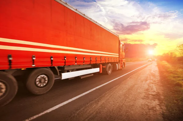 Truck Red Trailer Space Text Countryside Road Sky Sunset — Stock Photo, Image