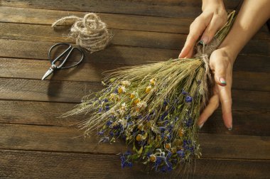 Grup vahşi çayır yaz buket rustik buket kurutulmuş çiçekler Buket kurutulmuş çiçek Aranjman rustik ev dekorasyonu