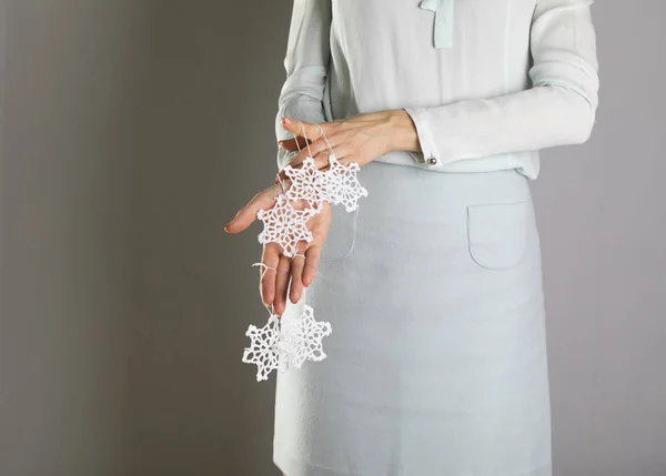 Crochet White Knitted Snowflakes Boho Christmas Tree Hanging Ornaments Xmas — Stock Photo, Image