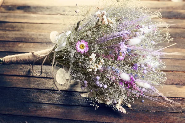 Demet Vahşi Çayır Yaz Düğün Buketi Rustik Buket Kurutulmuş Çiçek - Stok İmaj